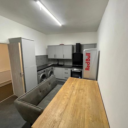 Pc Home Room B Hyde Eksteriør billede
